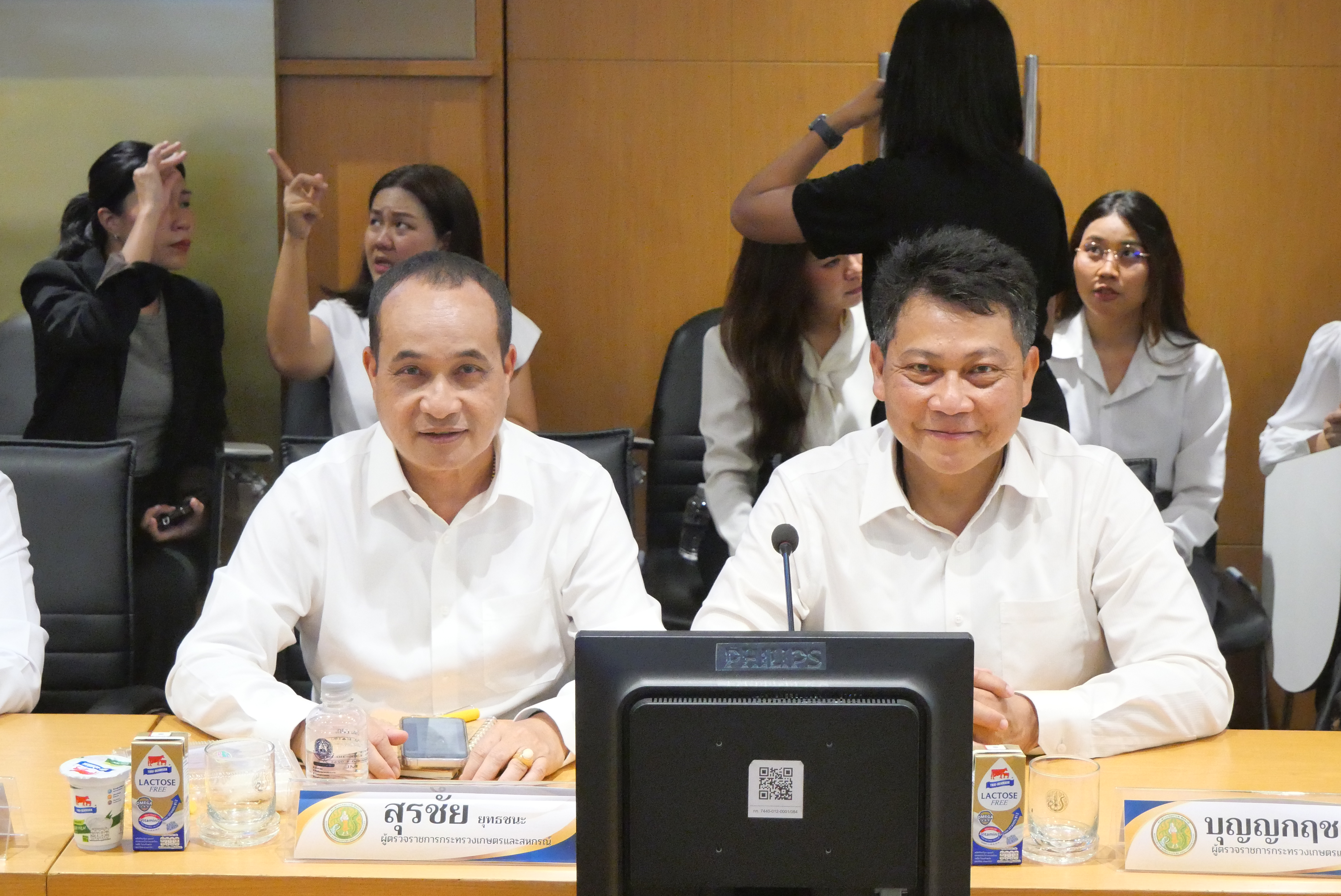 title - เลขาธิการ ส.ป.ก. ร่วมการประชุมผู้บริหารระดับสูงของกระทรวงเกษตรและสหกรณ์ รับมอบนโยบาย รมว.กษ. 5 ด้าน เน้นการทำงานเชิงรุก ลดขั้นตอน เร่งการนำเทคโนโลยีดิจิทัลมาช่วยในการทำงาน ผลักดัน 6 เรื่องเร่งด่วน ต้องเห็นผลที่เป็นรูปธรรม ชูแนวคิดหลัก “เกษตรนวัตกรรม เพื่อความยั่งยืนเกษตรกรไทย” 